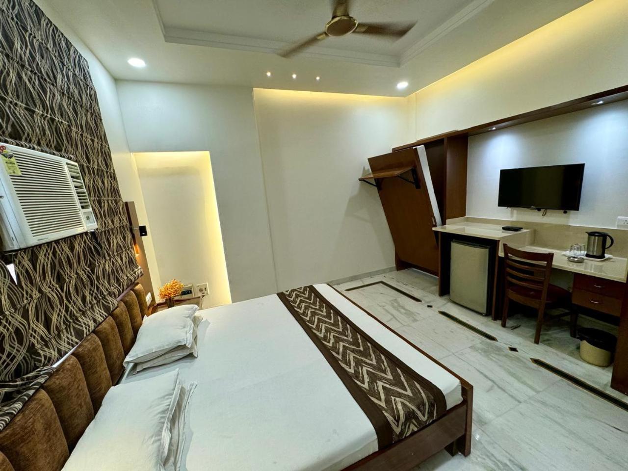 Hotel C Park - Karol Bagh, New Delhi מראה חיצוני תמונה